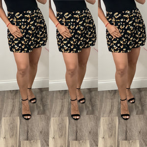 Mika Skort